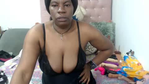 negrabig 38 online show from 11.10.25