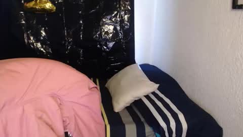 Zoe online show from 11.12.25