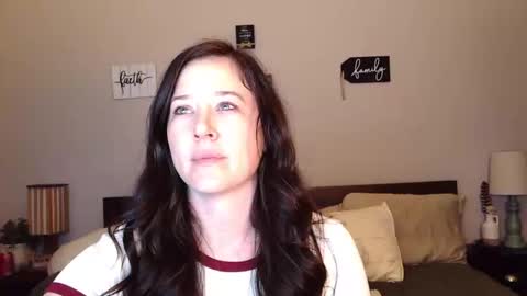 Snapshot of neighborznowlovers chatting on 03.01.26 neighborznowlovers online show from 03.01.26