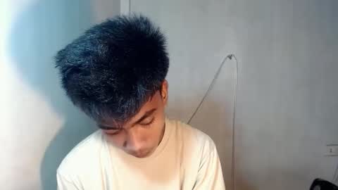 Snapshot of neil_asian69 chatting on 11.22.25 neil_asian69 online show from 11.22.25