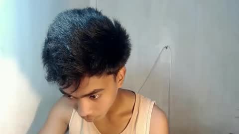 Snapshot of neil_asian69 chatting on 11.26.25 neil_asian69 online show from 11.26.25