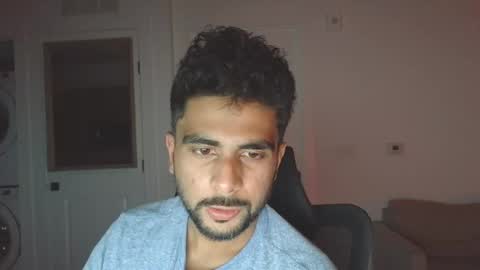 Snapshot of neilsing chatting on 09.18.25 neil online show from 09.18.25