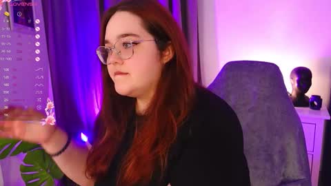 Snapshot of neko_moor chatting on 11.28.25 neko_moor online show from 11.28.25