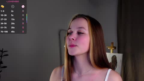 Snapshot of neldaaskins chatting on 02.05.25 Lana online show from 02.05.25