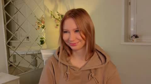 Snapshot of neldabarer chatting on 12.14.25 Petra online show from 12.14.25