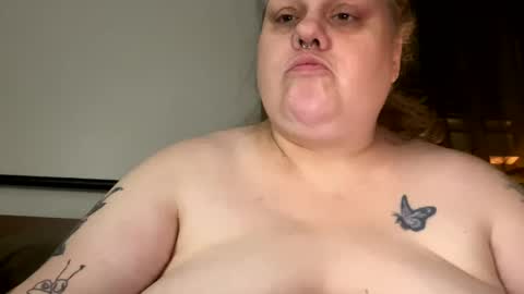 Nellie Atlas online show from 11.22.25