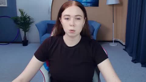 Snapshot of nelliemathers chatting on 06.25.26 Nelli online show from 06.25.26
