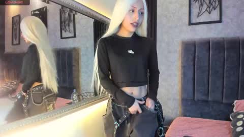 Snapshot of nemesis_castel chatting on 02.21.25 Nemesis online show from 02.21.25