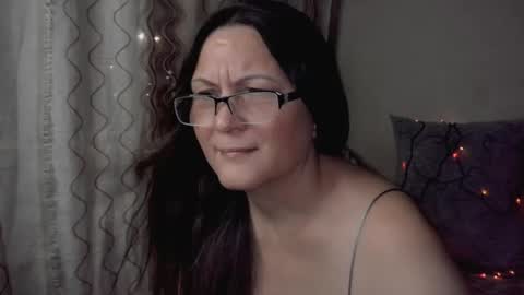 nemiia_long online show from 01.12.25