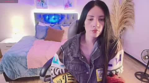 Snapshot of neo_sarah_ chatting on 07.01.26 Sarah online show from 07.01.26