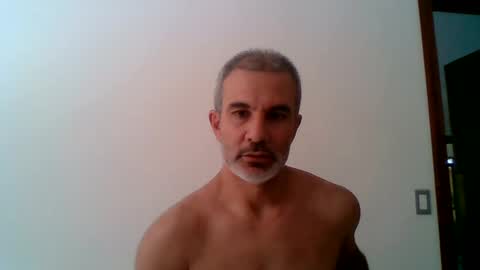 Snapshot of neodent chatting on 01.12.25 neodent online show from 01.12.25