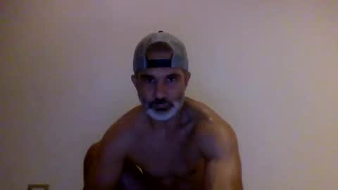 Snapshot of neodent chatting on 09.17.25 neodent online show from 09.17.25