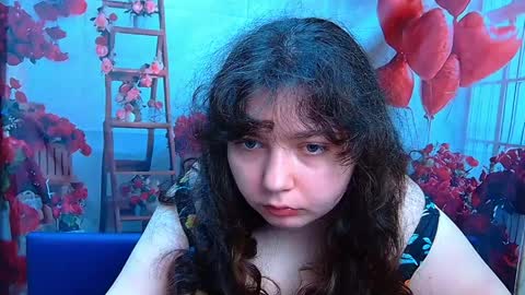 Snapshot of neonilalisova chatting on 04.04.26 NeonilaLisova online show from 04.04.26