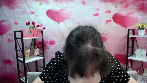 Snapshot of neonilalisova chatting on 04.16.26 NeonilaLisova online show from 04.16.26