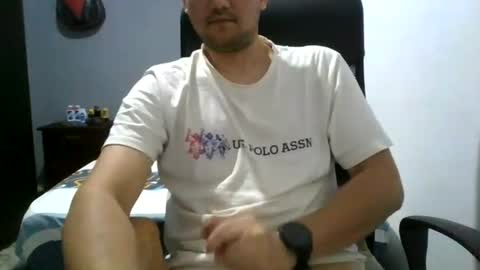 Snapshot of nerdxxx94 chatting on 06.25.26 MrBull online show from 06.25.26