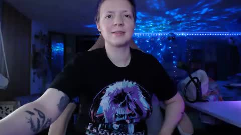 Snapshot of nerdy_squirty chatting on 09.11.25 NerdySquirty online show from 09.11.25