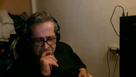 Snapshot of neron401 chatting on 03.23.26 neron401 online show from 03.23.26