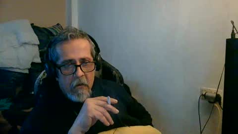 Snapshot of neron401 chatting on 04.05.26 neron401 online show from 04.05.26