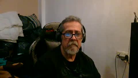 Snapshot of neron401 chatting on 04.06.26 neron401 online show from 04.06.26