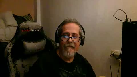Snapshot of neron401 chatting on 04.11.26 neron401 online show from 04.11.26