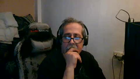 Snapshot of neron401 chatting on 04.11.26 neron401 online show from 04.11.26