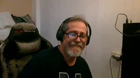 Snapshot of neron401 chatting on 04.17.26 neron401 online show from 04.17.26
