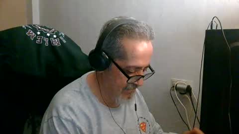Snapshot of neron401 chatting on 05.16.26 neron401 online show from 05.16.26