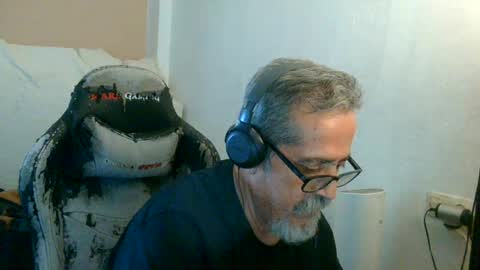 Snapshot of neron401 chatting on 07.21.26 neron401 online show from 07.21.26