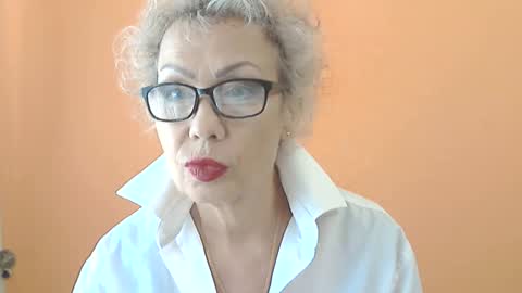 Snapshot of nessyjenixs chatting on 09.20.25 NessyJenixs online show from 09.20.25