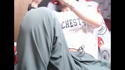 Snapshot of neuttron chatting on 01.14.26 neuttron online show from 01.14.26