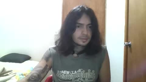 Snapshot of neverbeforemarco chatting on 10.08.25 Marco online show from 10.08.25