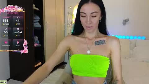 Snapshot of nevergiveup_1 chatting on 02.23.26 never give up online show from 02.23.26