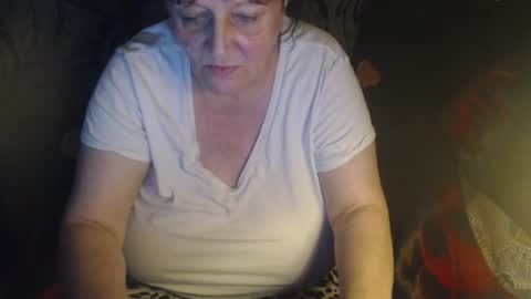 Snapshot of new_milf chatting on 07.05.26 Lilly online show from 07.05.26