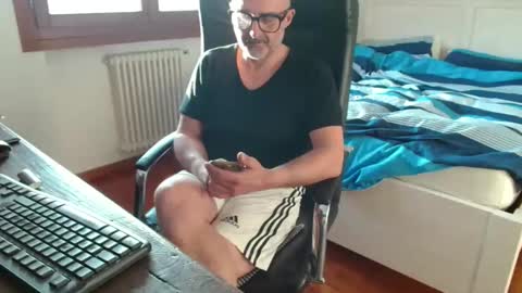 simi online show from 04.06.26