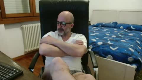 simi online show from 04.12.26