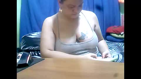 Snapshot of new_taboo_fetishqueen chatting on 02.10.25 mariapaula online show from 02.10.25