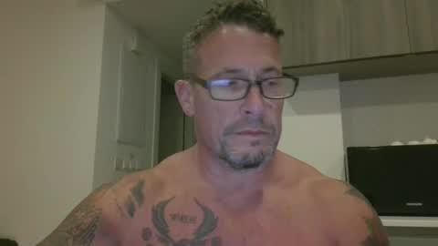 Snapshot of newbdes chatting on 02.06.25 Newbdes online show from 02.06.25