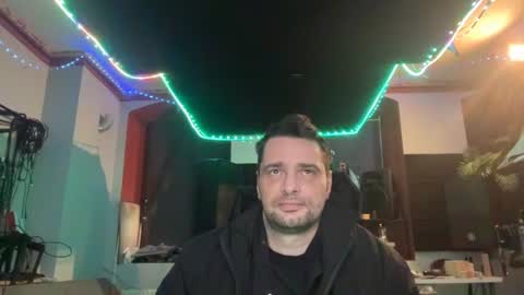 newguy2025 online show from 12.05.25