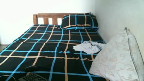 Lucy Pearl online show from 02.21.25