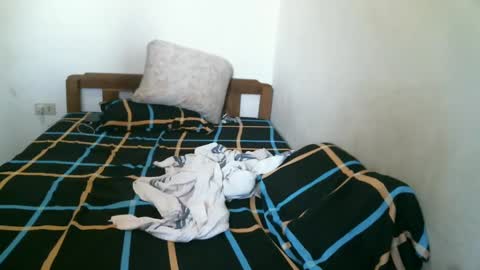 Lucy Pearl online show from 03.02.25