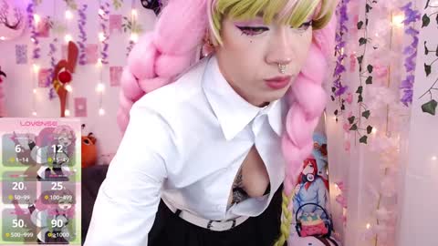 Snapshot of newjadedelux chatting on 12.10.24 New Account Jade Delux online show from 12.10.24