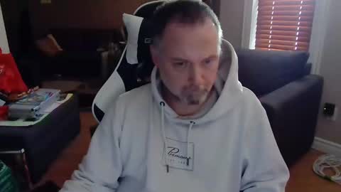 NewWorld online show from 02.18.25