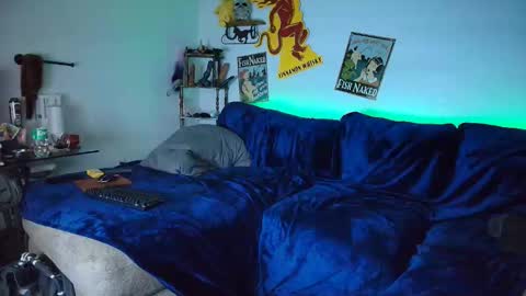 Snapshot of newyou25loveuss chatting on 11.19.25 SexyTime0420 online show from 11.19.25