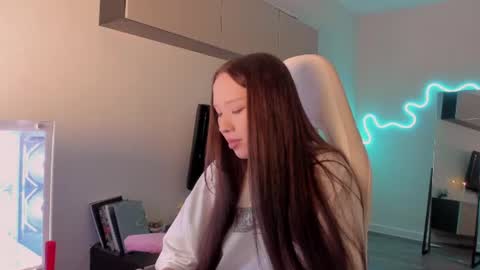 Mina online show from 06.26.26