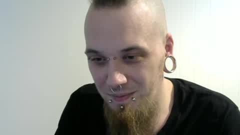 Snapshot of nezvers chatting on 02.12.25 YouPick online show from 02.12.25