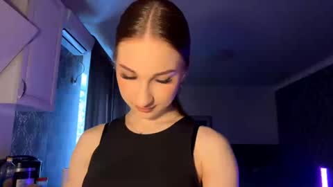 Kate Ng online show from 04.12.26