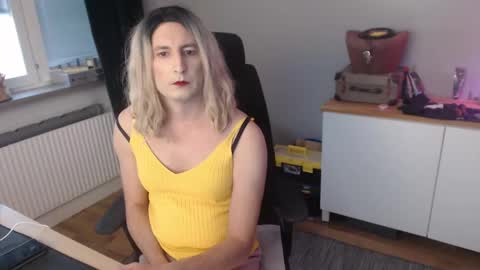 Alia Sparkles online show from 12.02.24