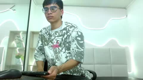 NhicolasMuller online show from 07.24.26