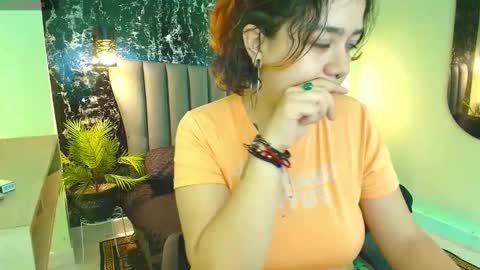 nia_starkx online show from 10.15.25