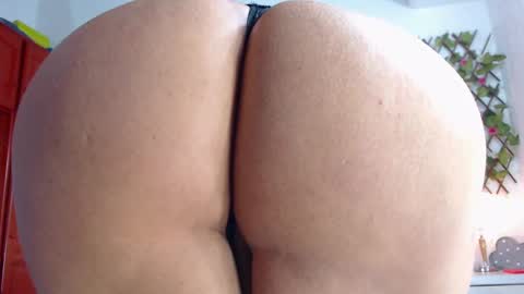 niabussethxxx online show from 02.27.25